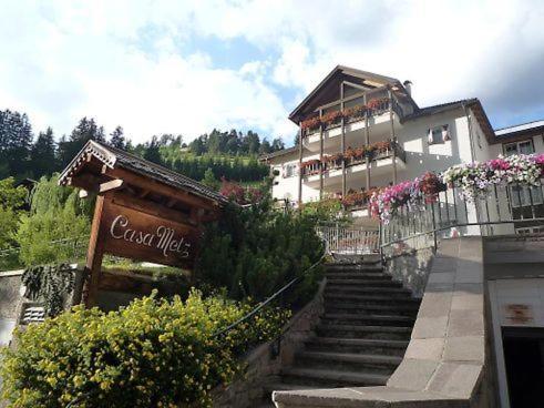 Residence Hotel Casa Metz Santa Cristina Val Gardena Exterior foto